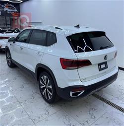 فولكسفاغن تاوس